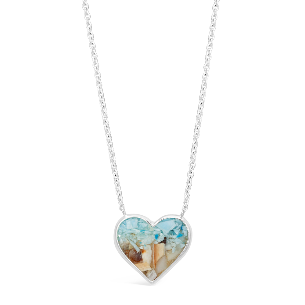 Heart Necklace | 4ocean x Dune Jewelry &amp; Co. | 4ocean Collaborations