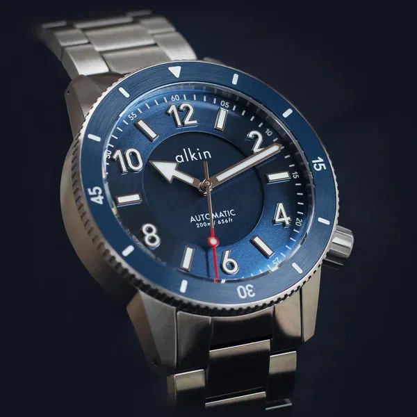 Model Three Special Edition - Blue Dial / SS Case