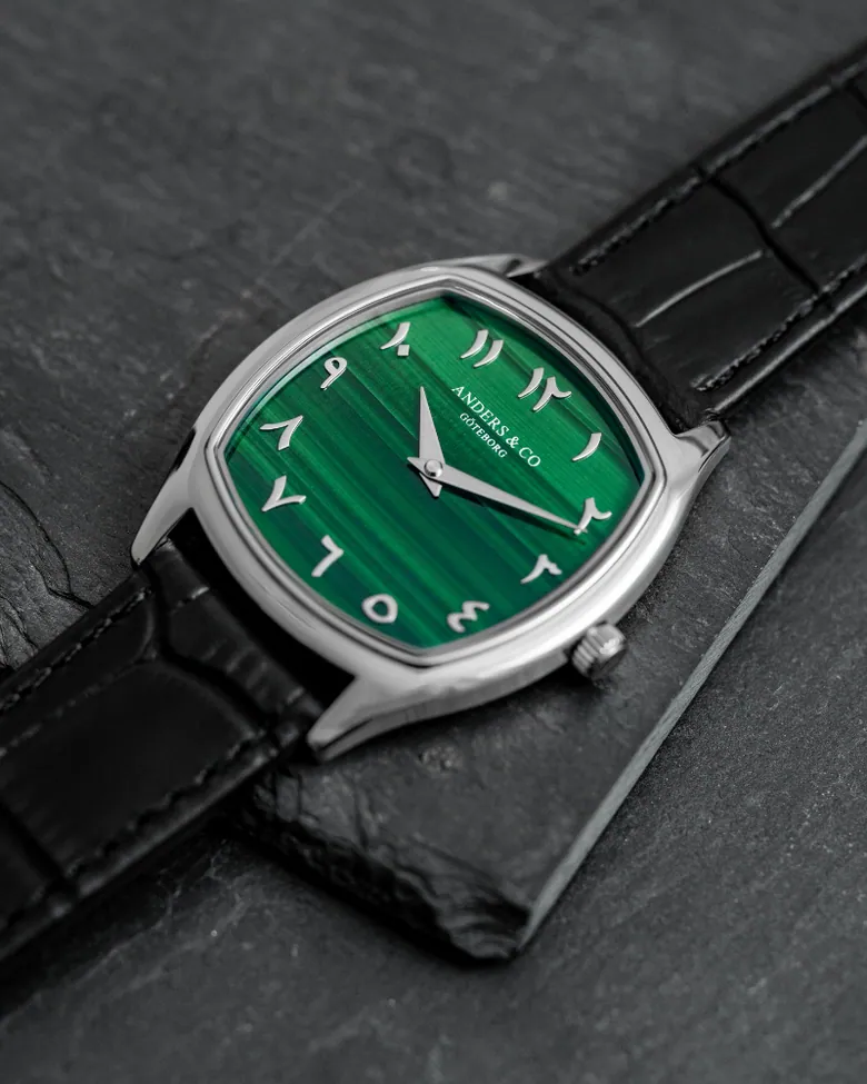 AC2 Volcán Malachite Eastern Arabic Numerals