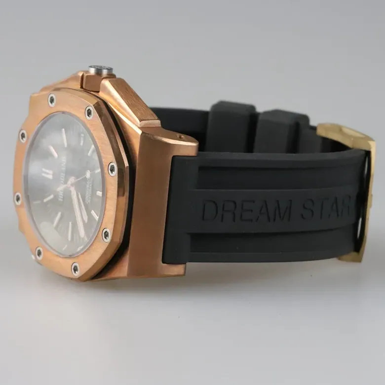 Hruodland Bronze Diver Homage