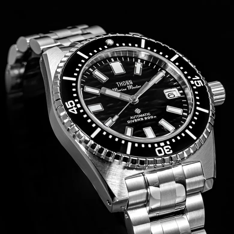 Thorn Steel Diver