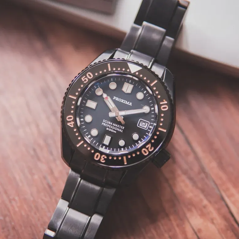 Proxima Black MM300