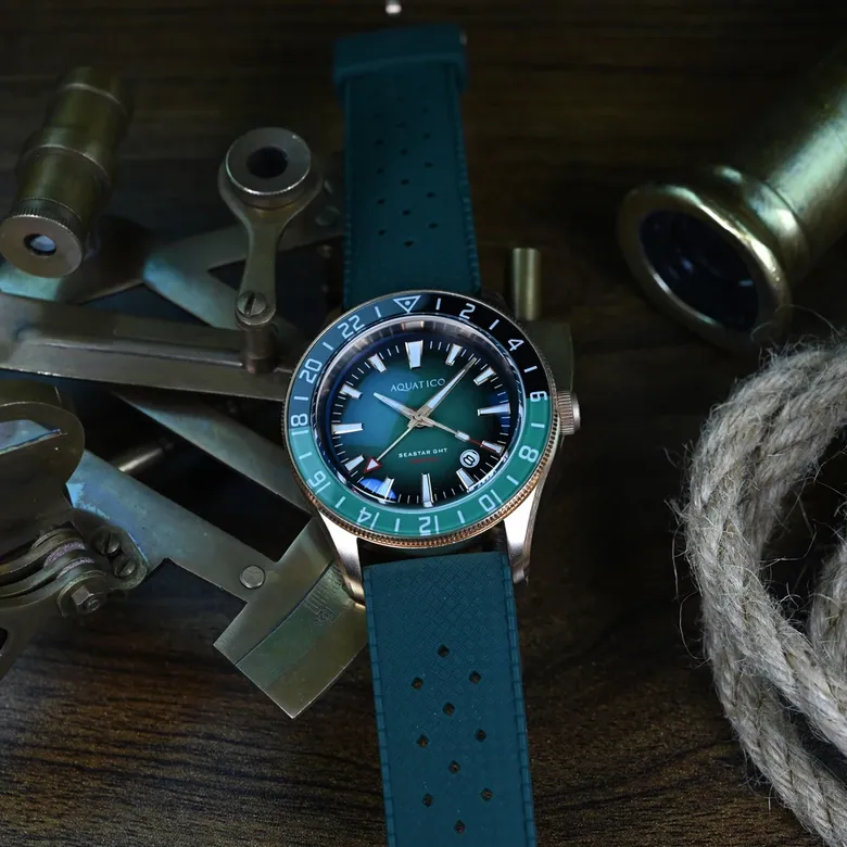 Bronze Star GMT Fumé Green