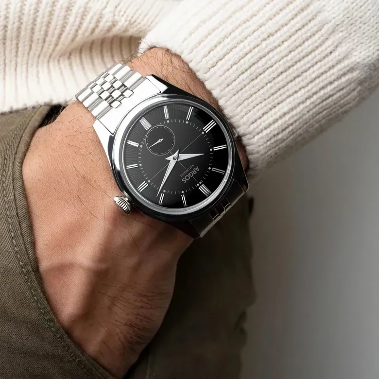 Apollo III - Onyx Black Silver