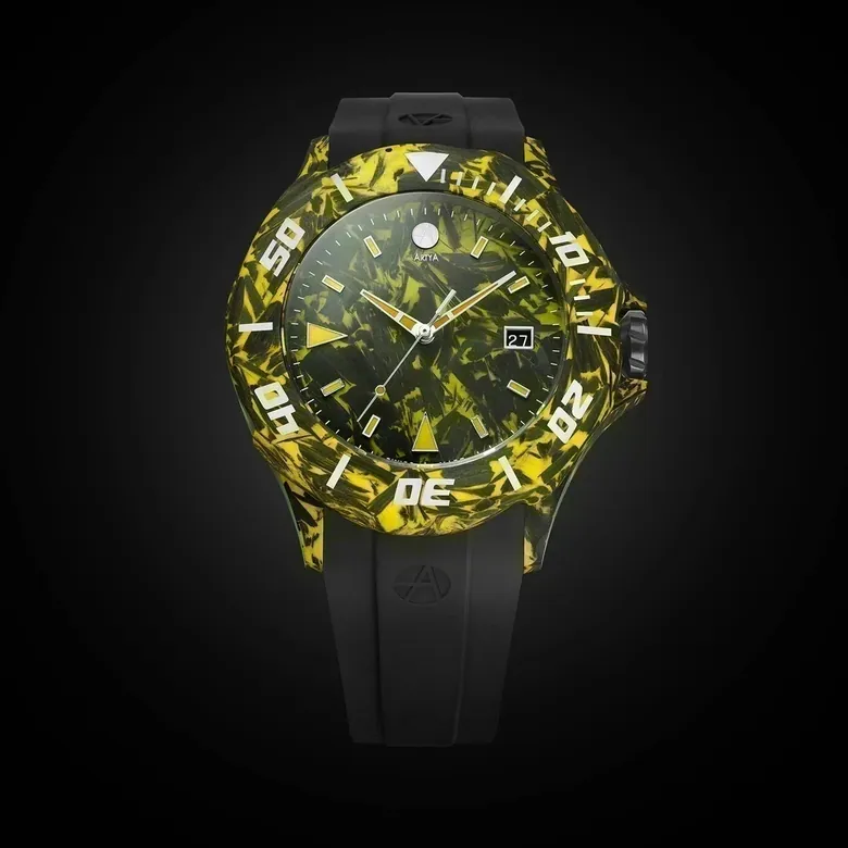 Large Yellow Diver Carbon