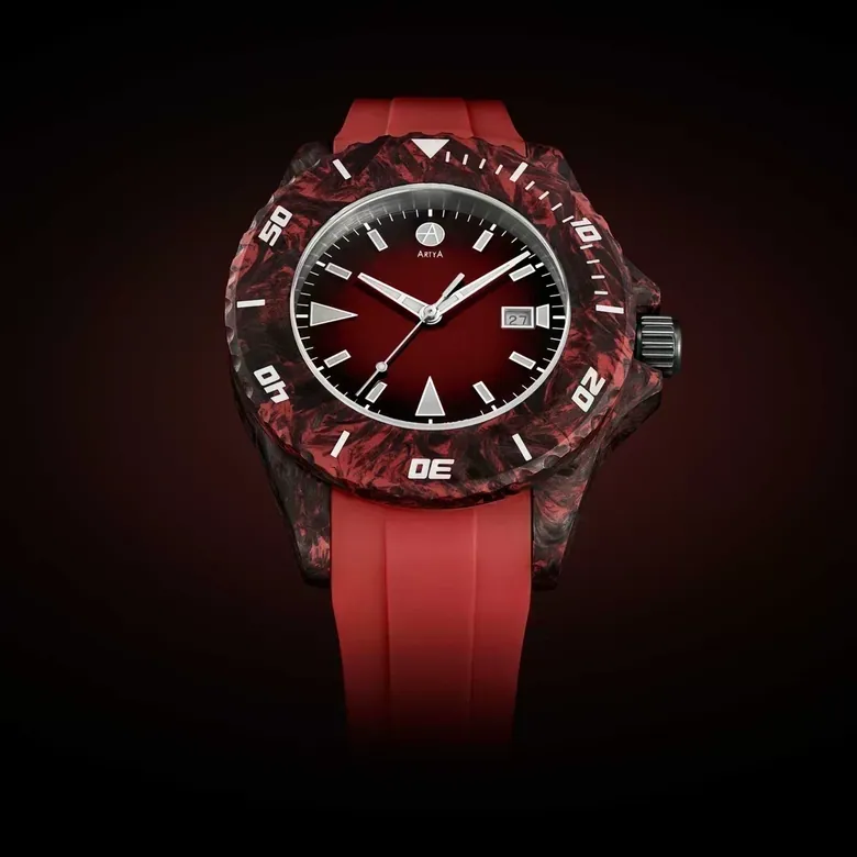 Red Carbon Red Smoke