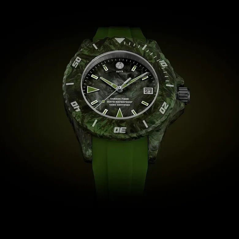 Diver Green Carbon