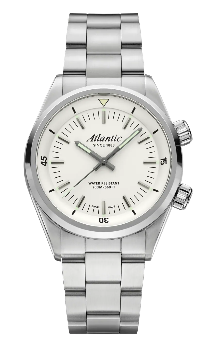 Seacloud Diver | White Dial on Metal Bracelet