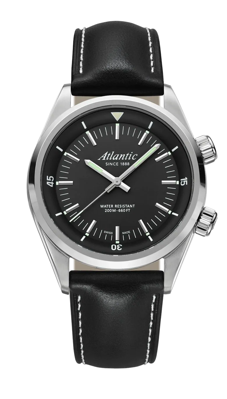 Seacloud Diver | Black Dial on Leather Strap