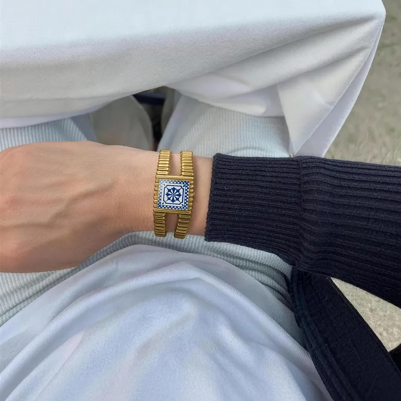 ARCHWAY 1970 CLASSIC WATCH 25mm, Blue Timeless
