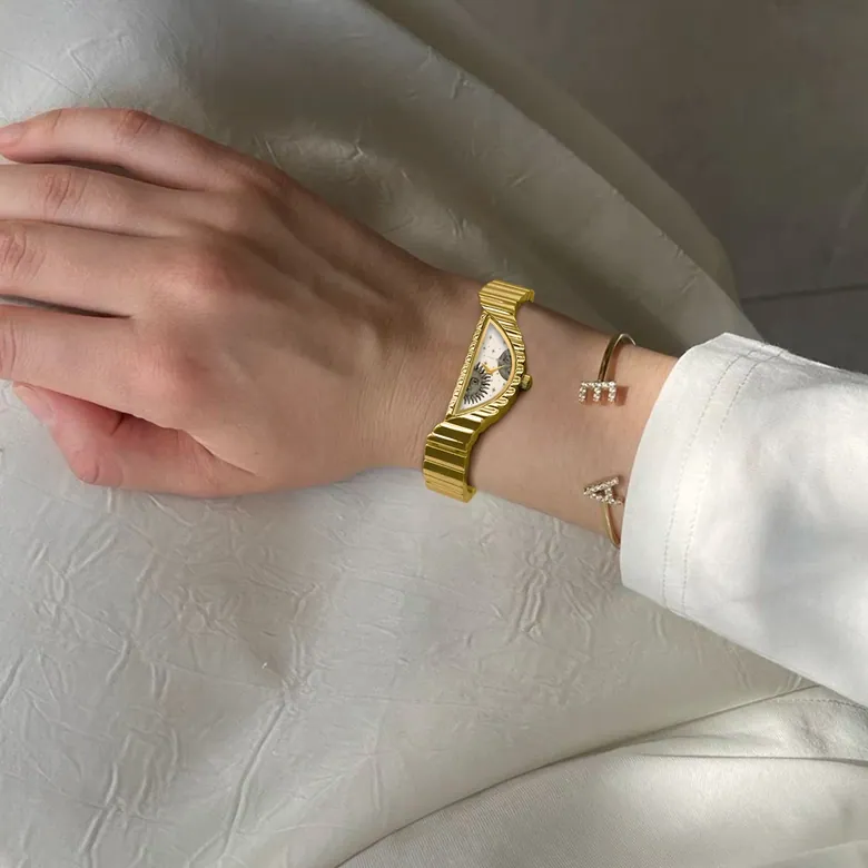 FIRST QUARTER CLASSIC WATCH 14mm, Golden Orbit
