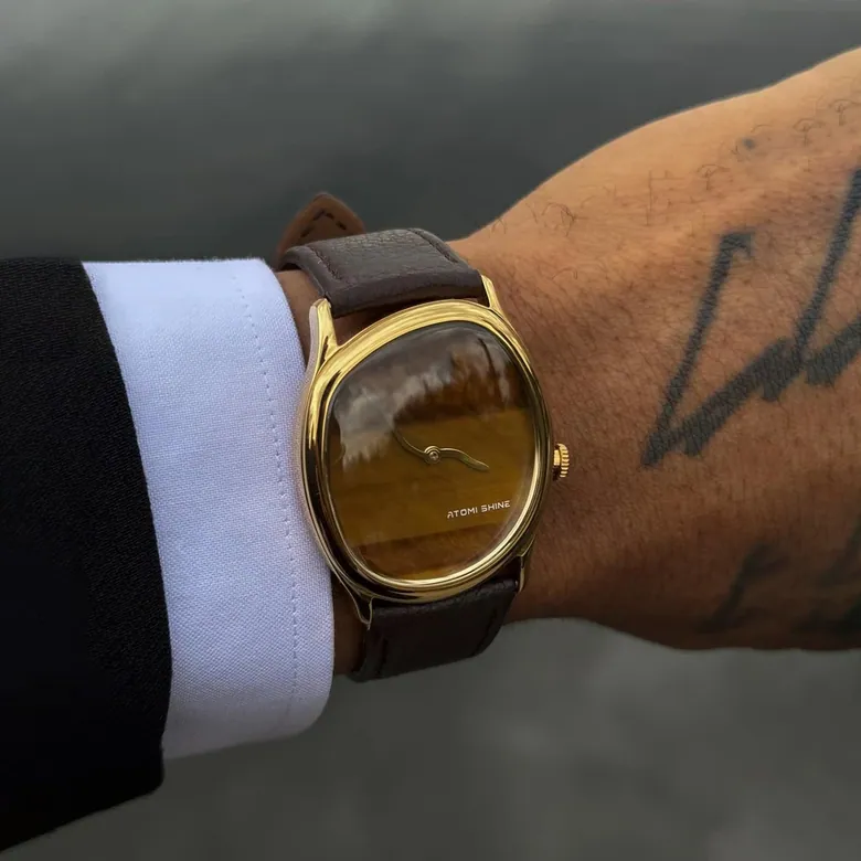 ILLUSION CLASSIC WATCH 34×38mm, Golden Mirage