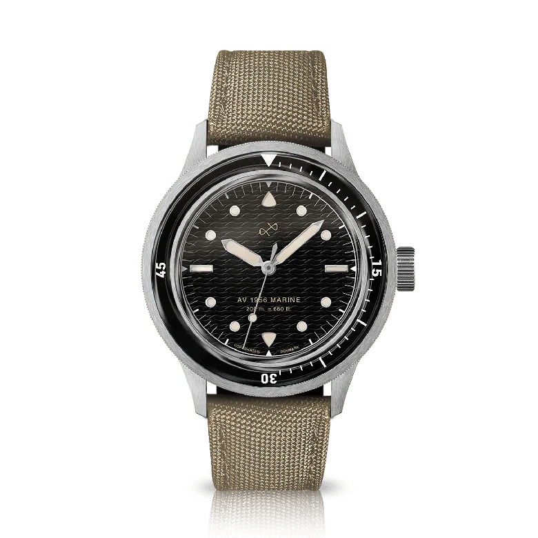1956 Marine, Steel / Black