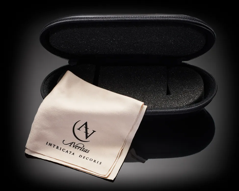 Travel Case | Luxury Timepieces | Averitas Watches