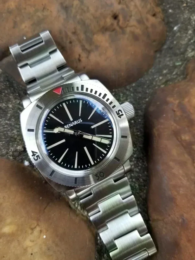 Moray 42 vintage matte black dart vintage lume