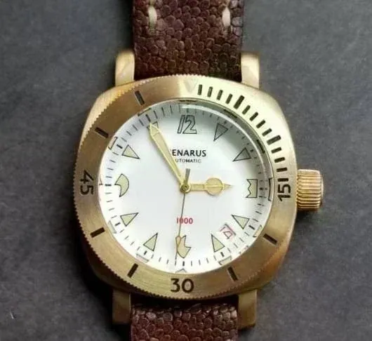 Moray 38 bronze white vintage lume