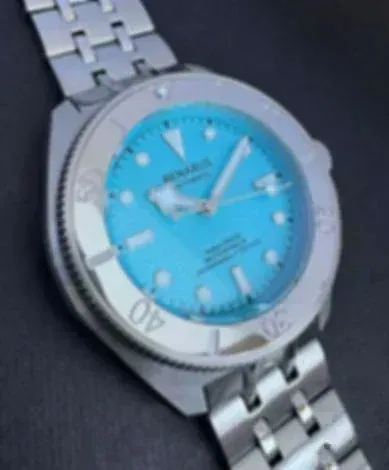 Bonito Ice Blue snowflake hands