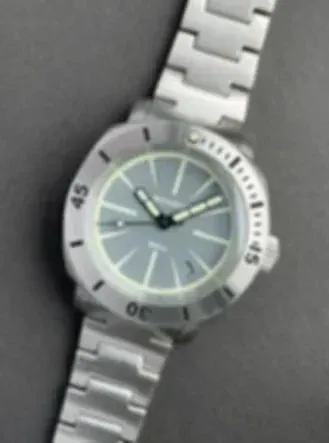 Moray 40  steel grey  dart
