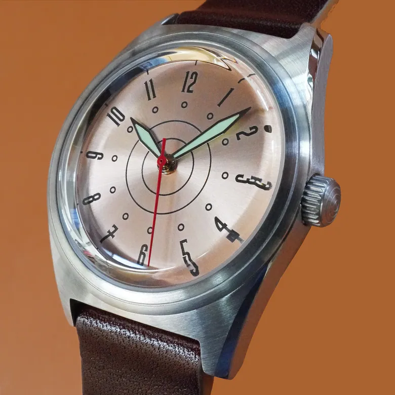 Intaglio 38 Tonneau: “Moderna” Light Salmon Dial