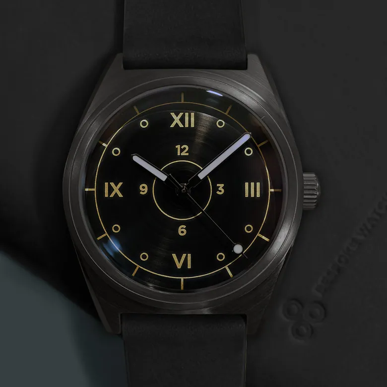 Intaglio 38 Tonneau: “New Roman” Brass Dial