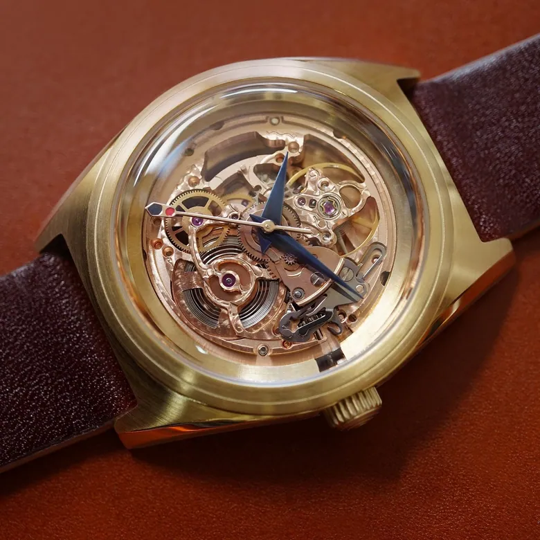 “Neu Skeleton 38” Rose Gold Edition