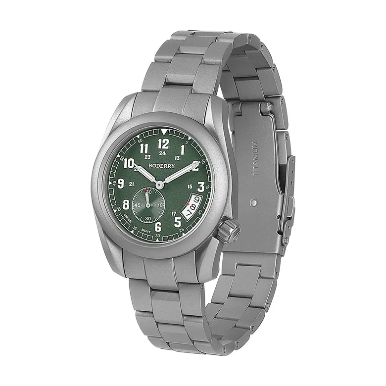 VOYAGER 38 - 100M Waterproof Titanium Field Watch | Green-bracelet