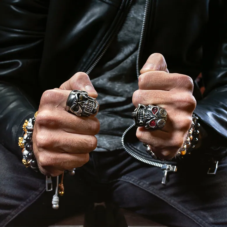 HELLBOY RING BLACK EYES