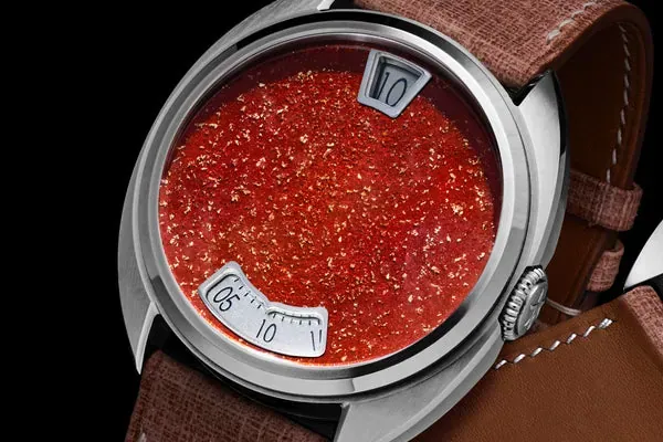 Century Paillonné 24H Jumping Hours "Golden Snow Ruby"