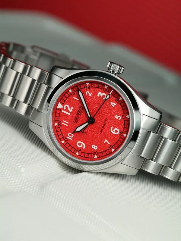 The Cincinnatus Red Automatic SW200-2