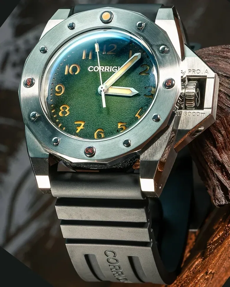 Corrigia02 Steel P-Green REF.AS.589-614-578-579-580 Ausstellungsstück