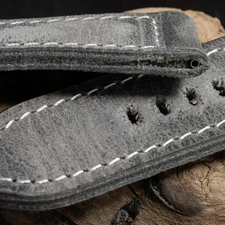H04 - Gray Historical Clean Finish
