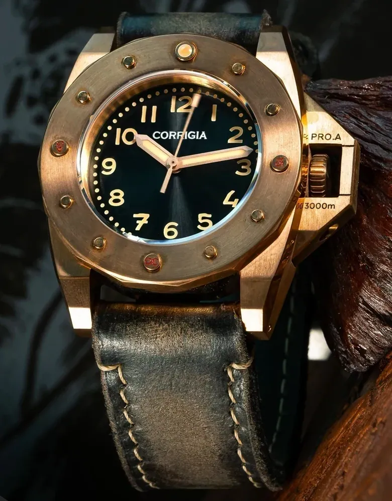 Corrigia01 Bronze S-Black REF.AS.607-613-576-577 Ausstellungsstück