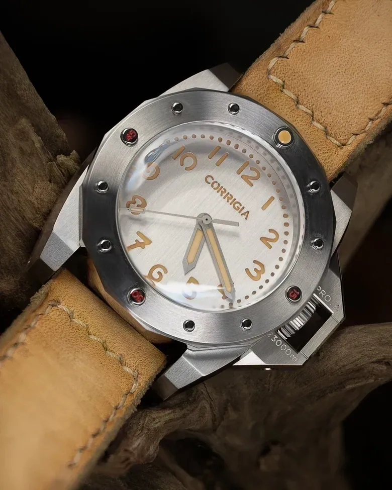 Corrigia02 Steel V-Silver REF.AS.701-614-578-579-580 Ausstellungsstück