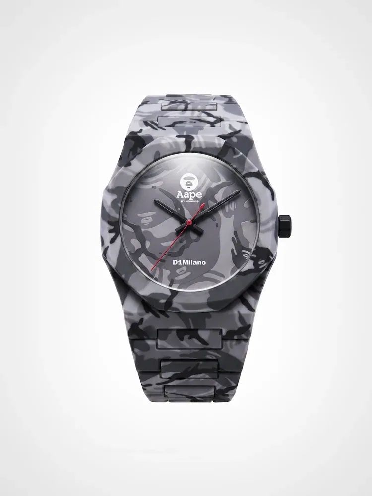 D1 x AAPE: Black Camo Carbon