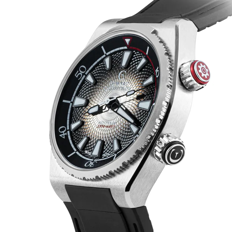 The Manta — Midnight Black Edition