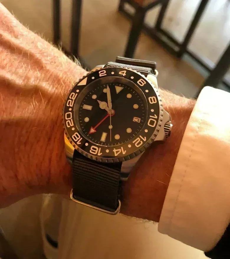 Enoksen ROAM E07/A - Mechanical GMT Watch - 41mm