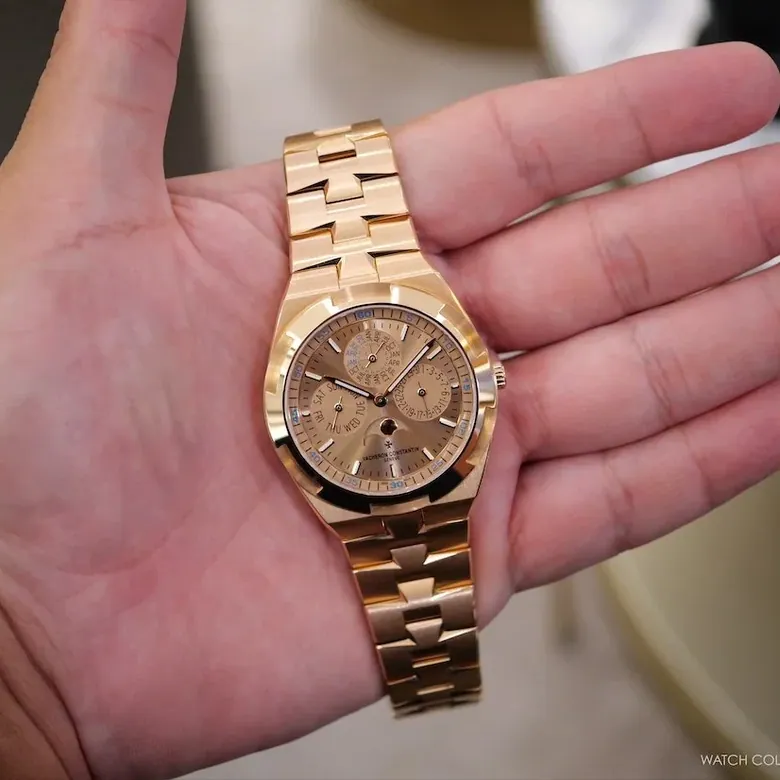Insider: Vacheron Constantin Overseas Perpetual Calendar Ultra-Thin Pink Gold Dial. Hands