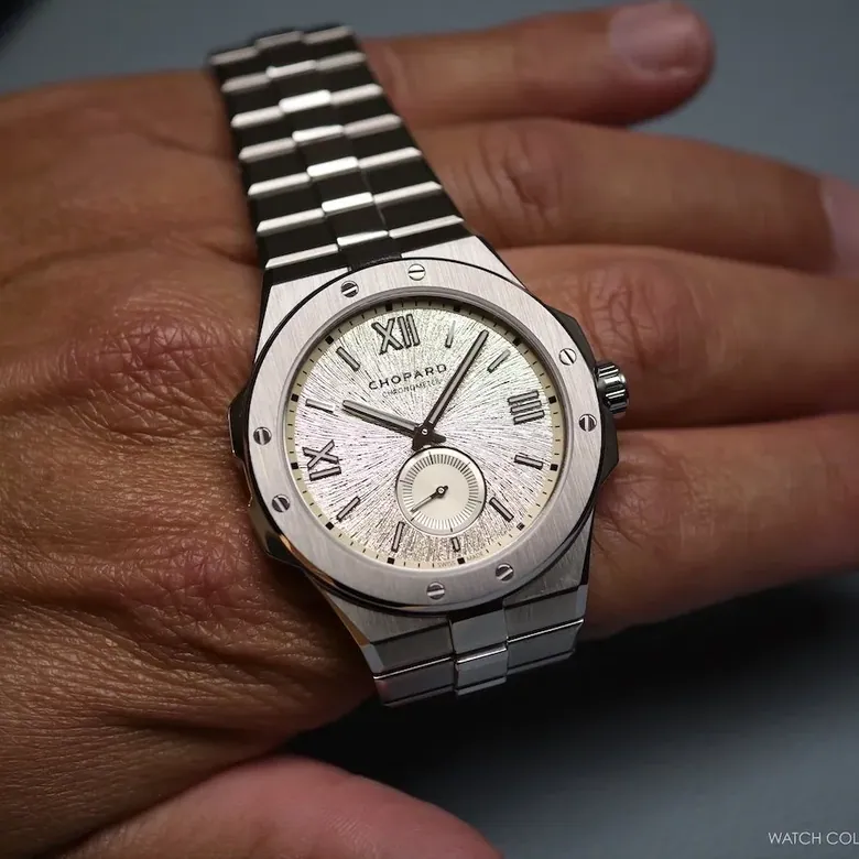 Introducing: Chopard Alpine Eagle 41 XPS Mountain Glow Dial (Live Photos)
