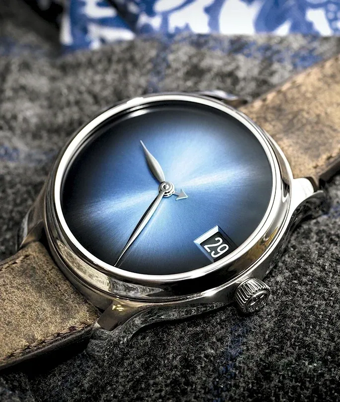 Endeavour Perpetual Calendar Concept