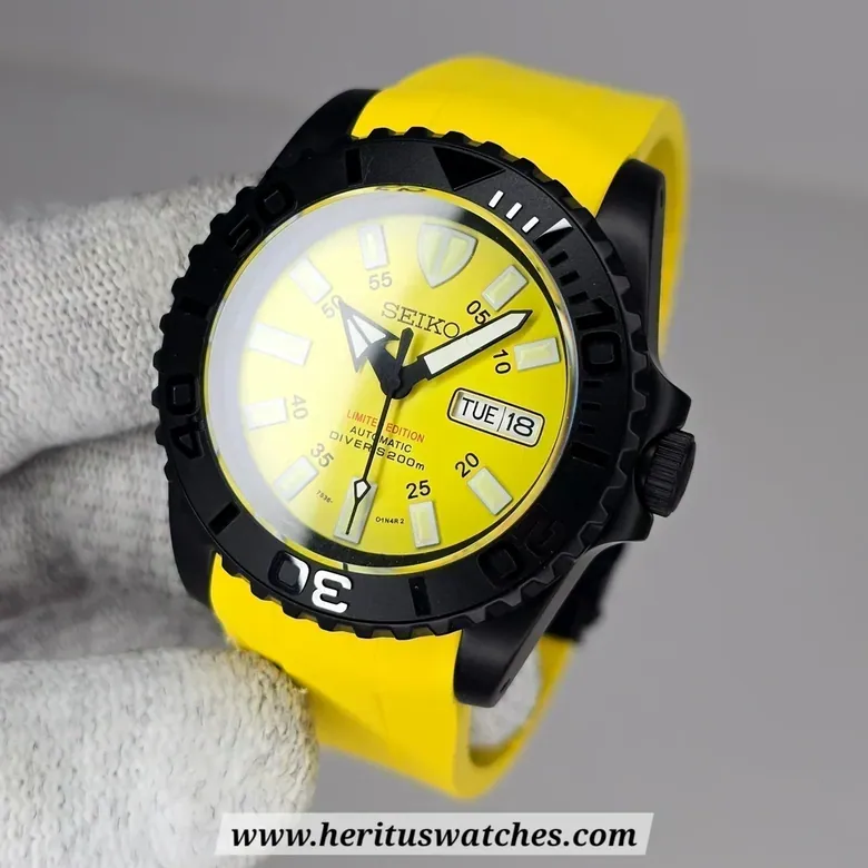 Custom Watch CW256 Automatic