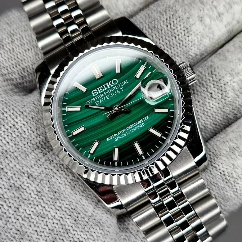 Custom Watch CW593