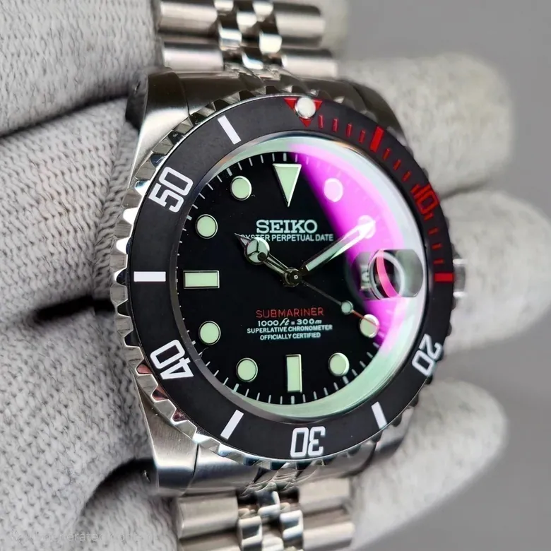 Custom Watch CW580