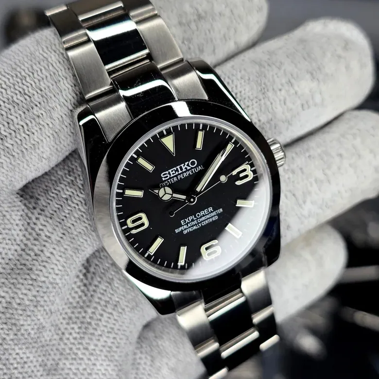 Custom Watch CW149