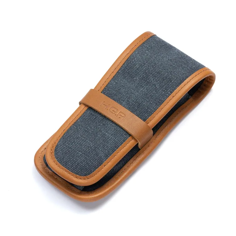 Pochette pour une montre en toile bleue et cuir marron