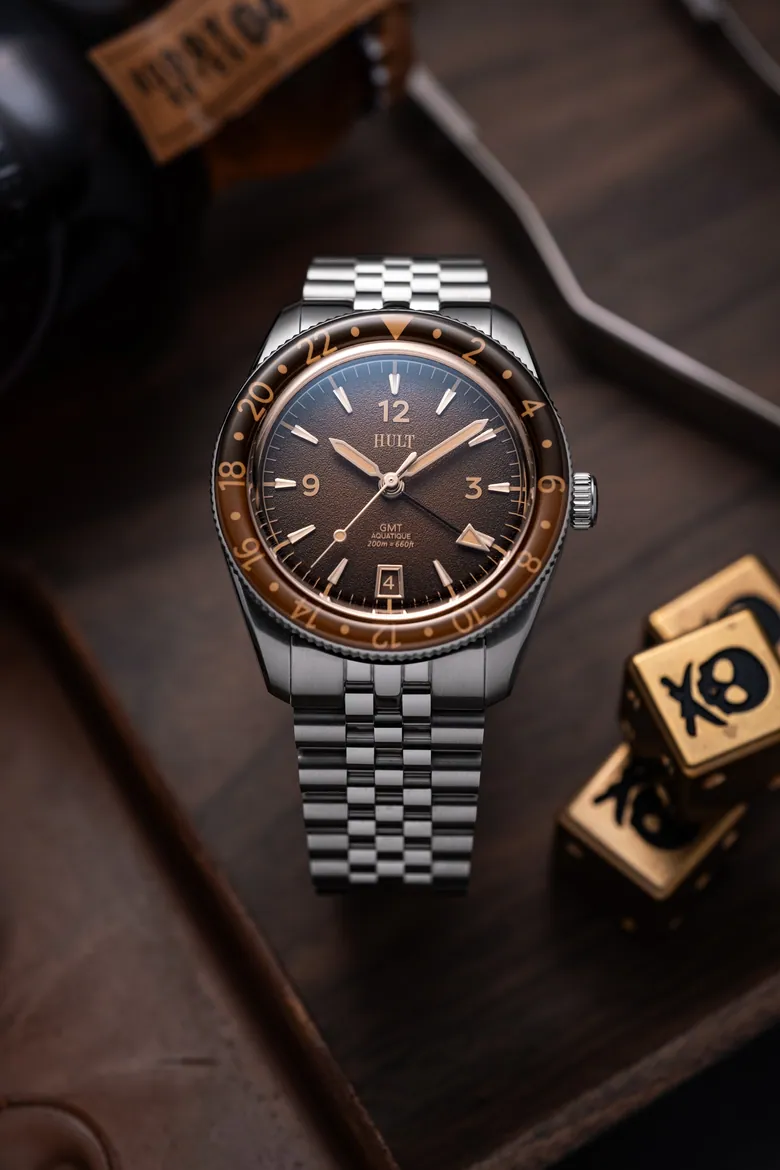 Aquatique GMT Terra – Brown Gradient GMT Watch | Hult Watch Company