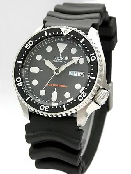 Scratch and Dent - Seiko Automatic Dive Watch with Offset Crown and Rubber Dive Strap #SKX007K1 23