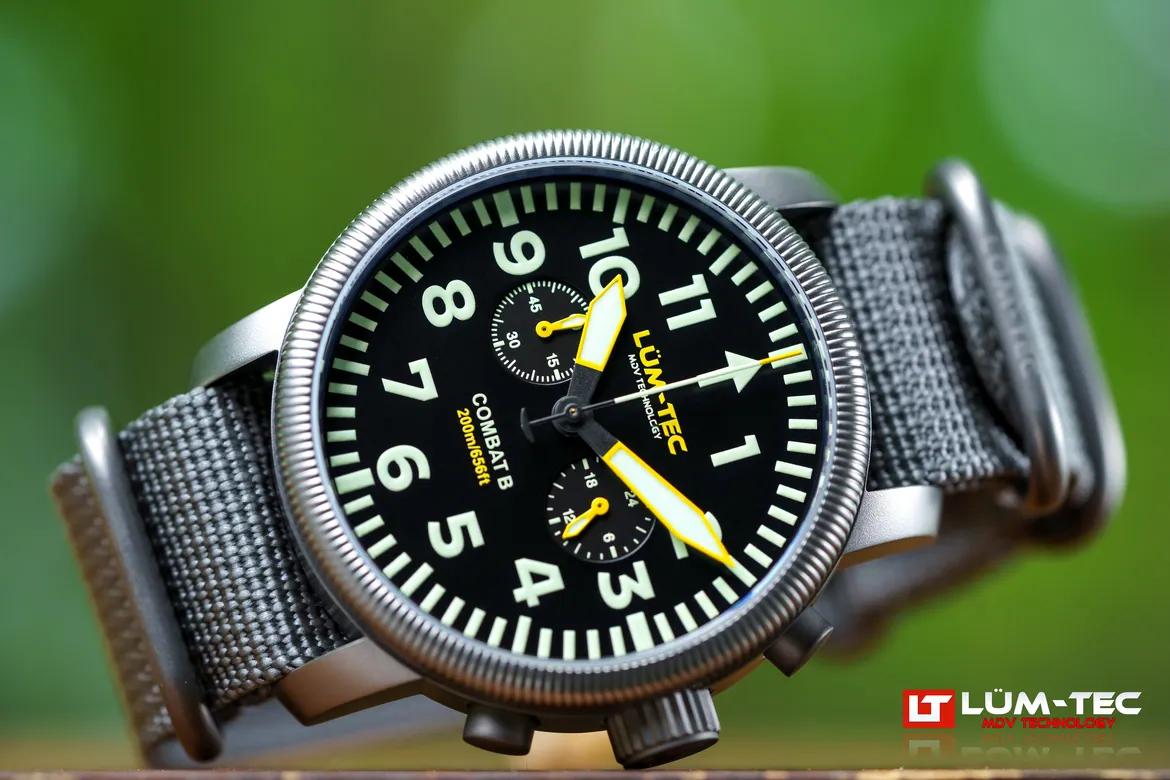 Combat B64 Chrono