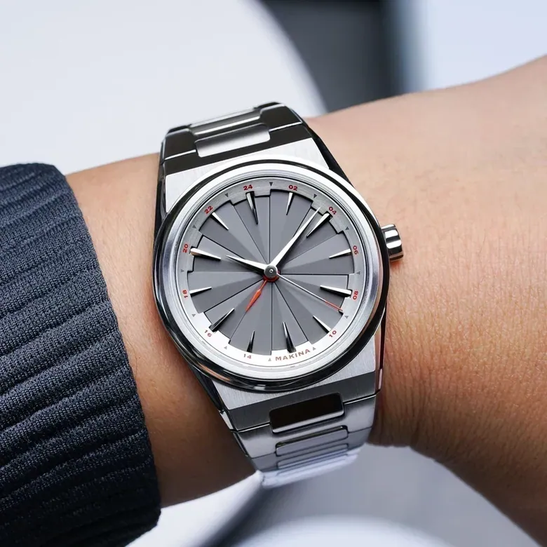 MEPHISTO_III GMT (Gray)