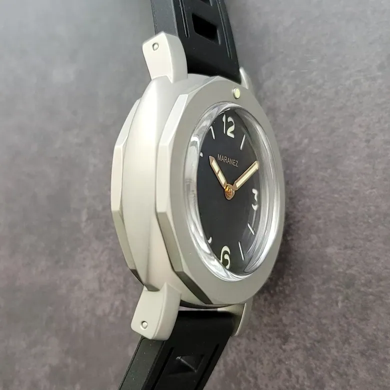 Maranez Karon steel black numbers