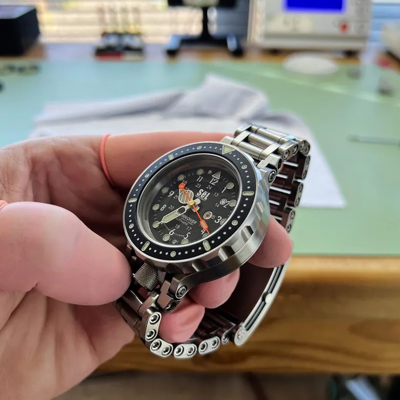Tempus Ghost: OmniDiver MK1-A-033X